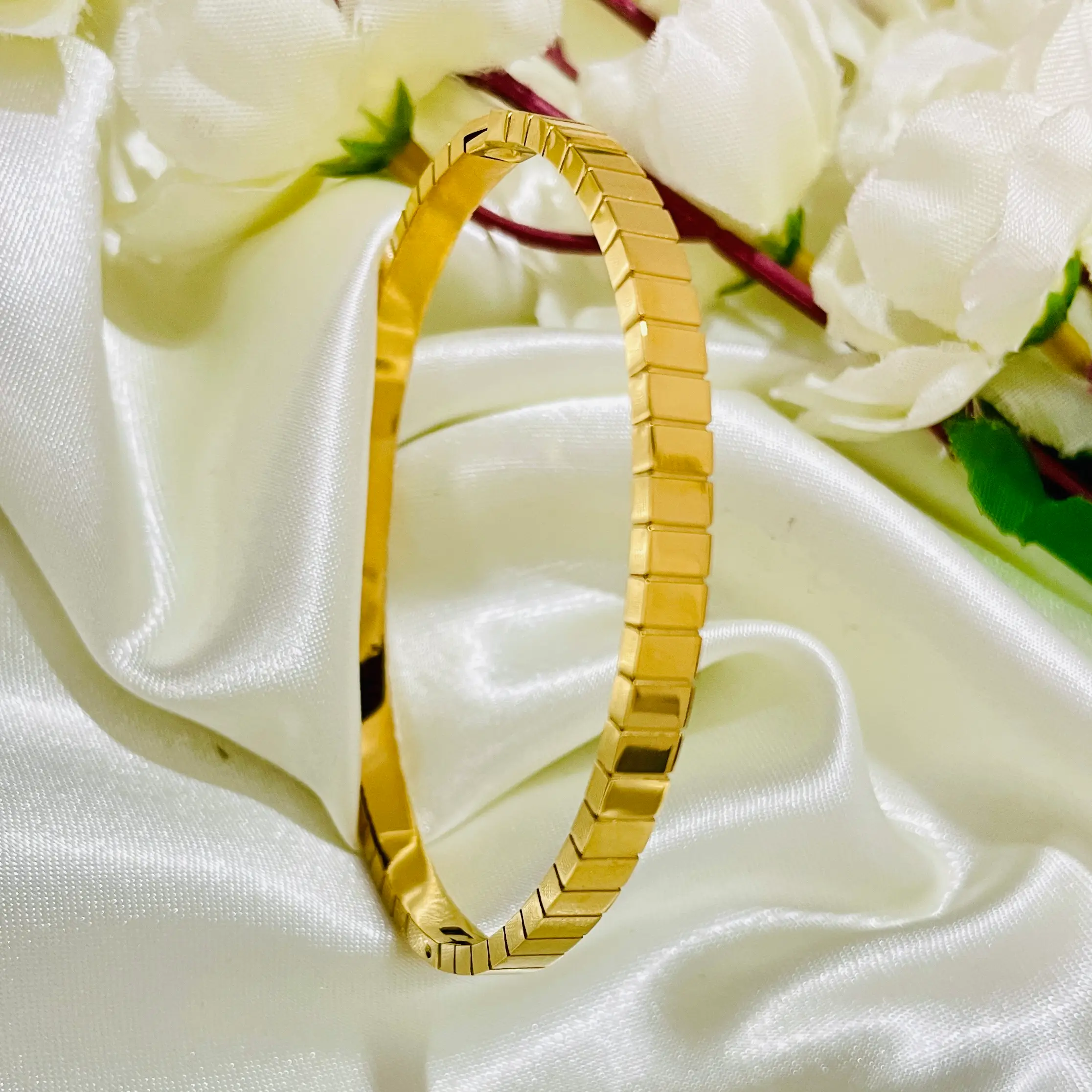 Daily Drift Bangle Bracelet