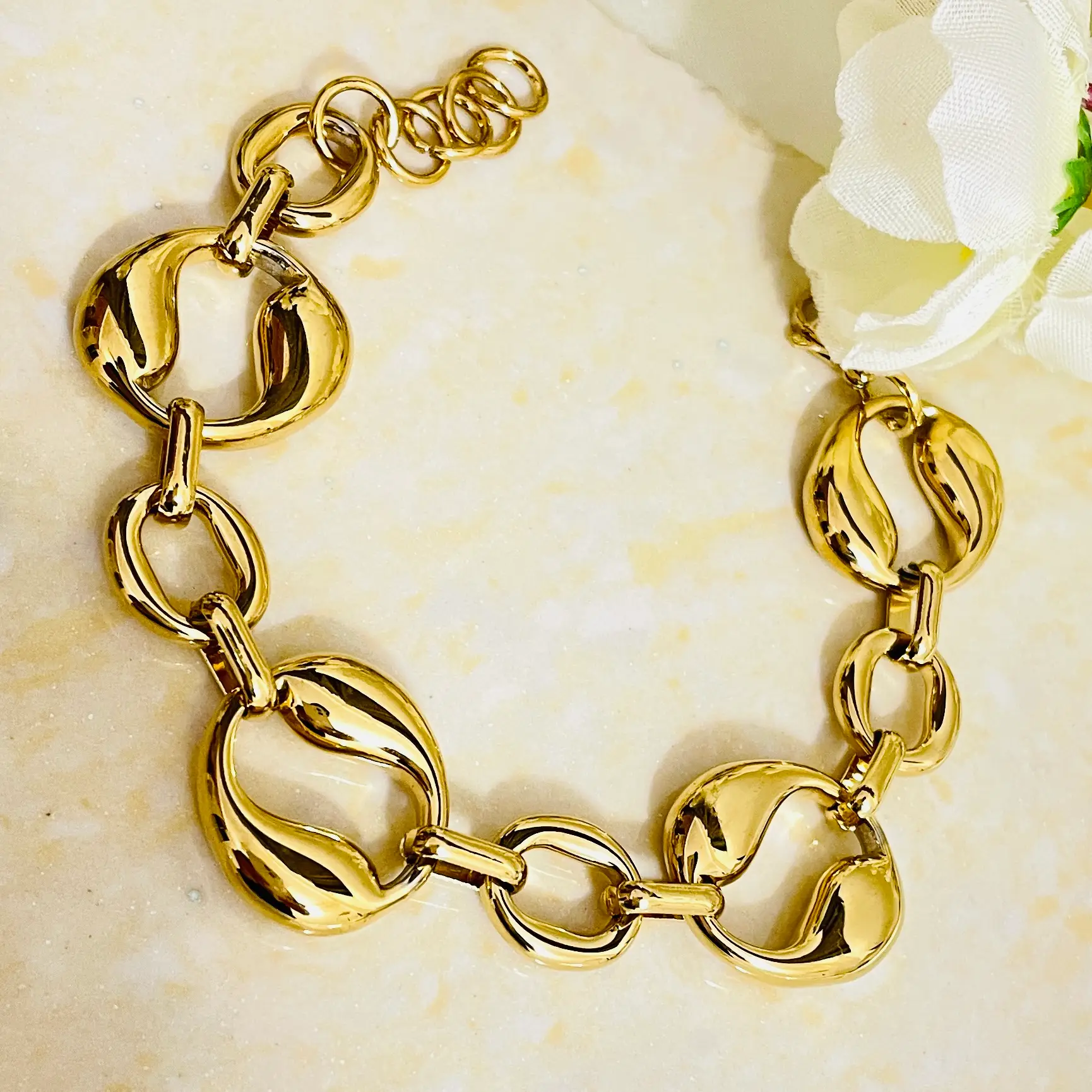 Link & Loop Chain Bracelet 2.0 - Image 2