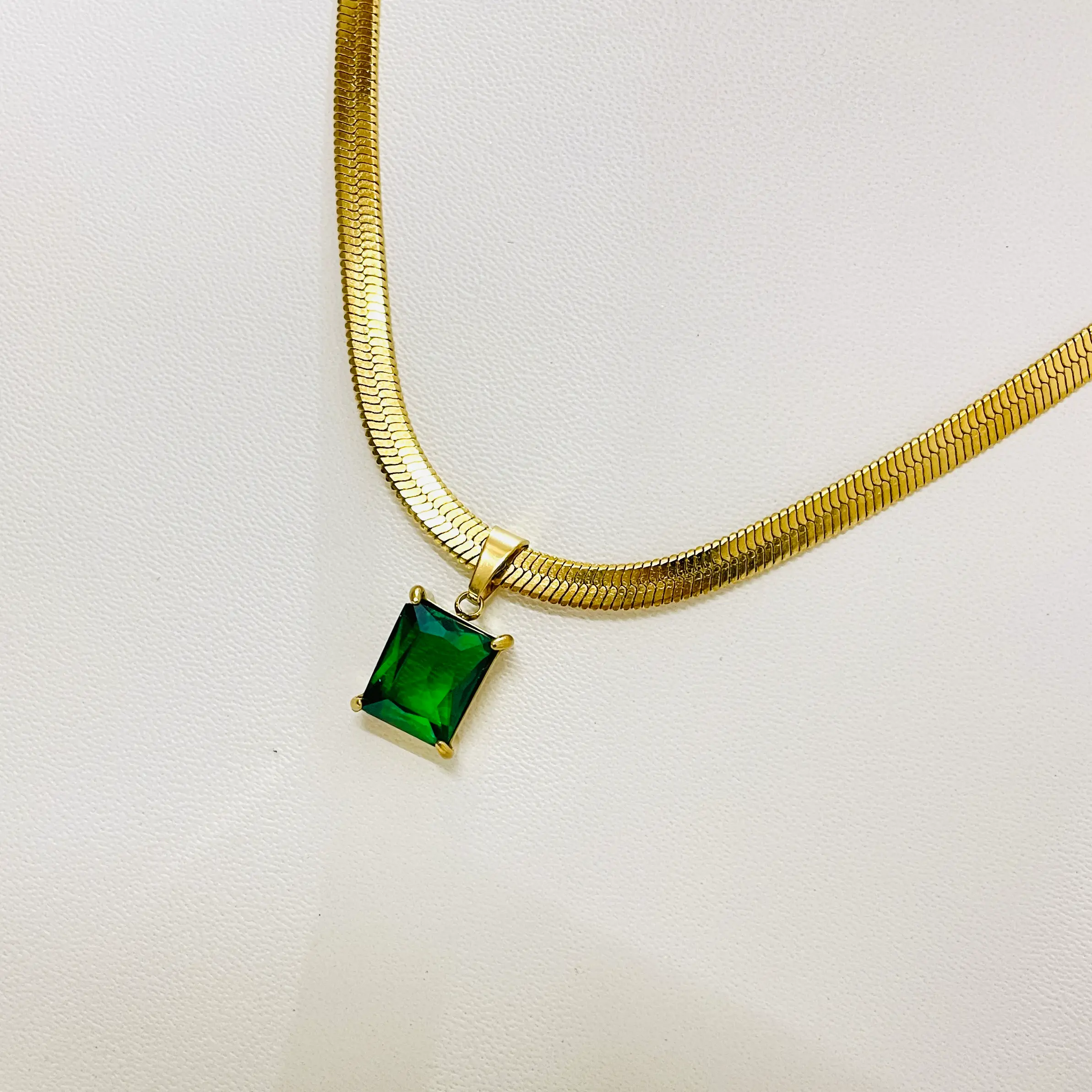 Emerald Green Diamond Cut Necklace - Image 2