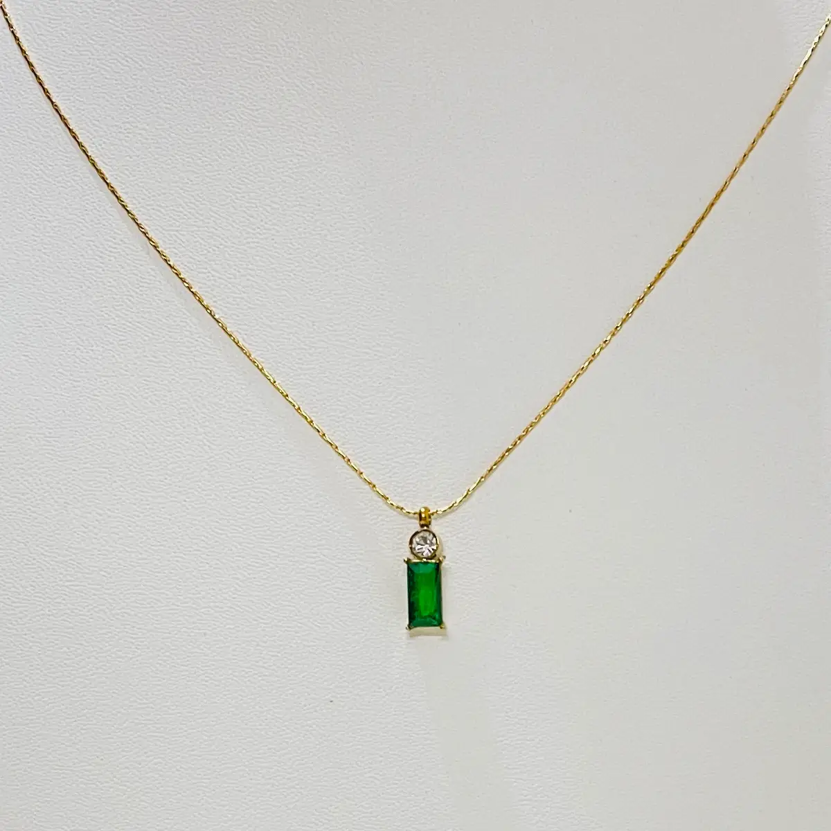 Emerald Green Soft Girl Necklace