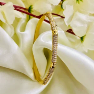 Luxe Golden Arch Bangle Bracelet