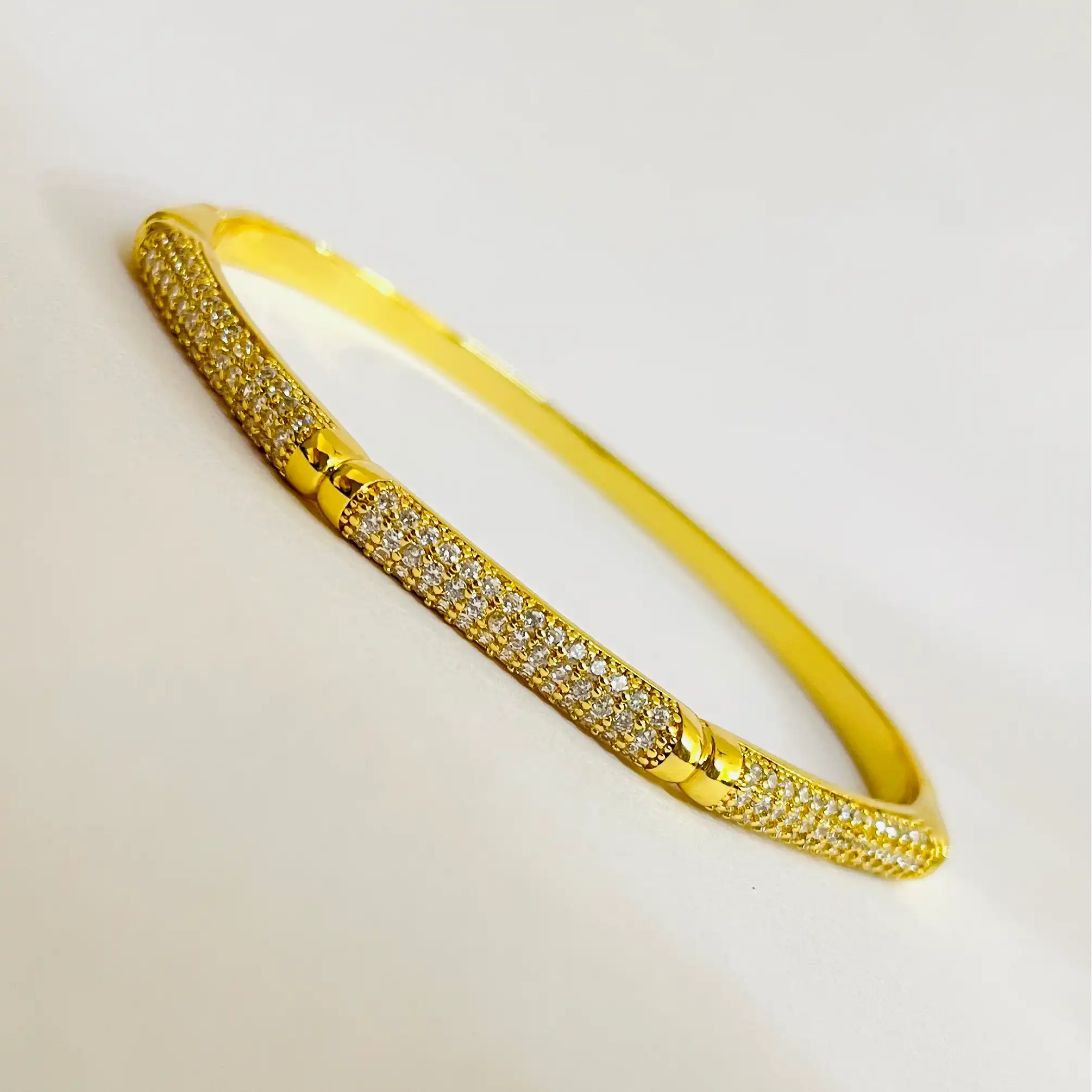 Luxe Golden Arch Bangle Bracelet - Image 2