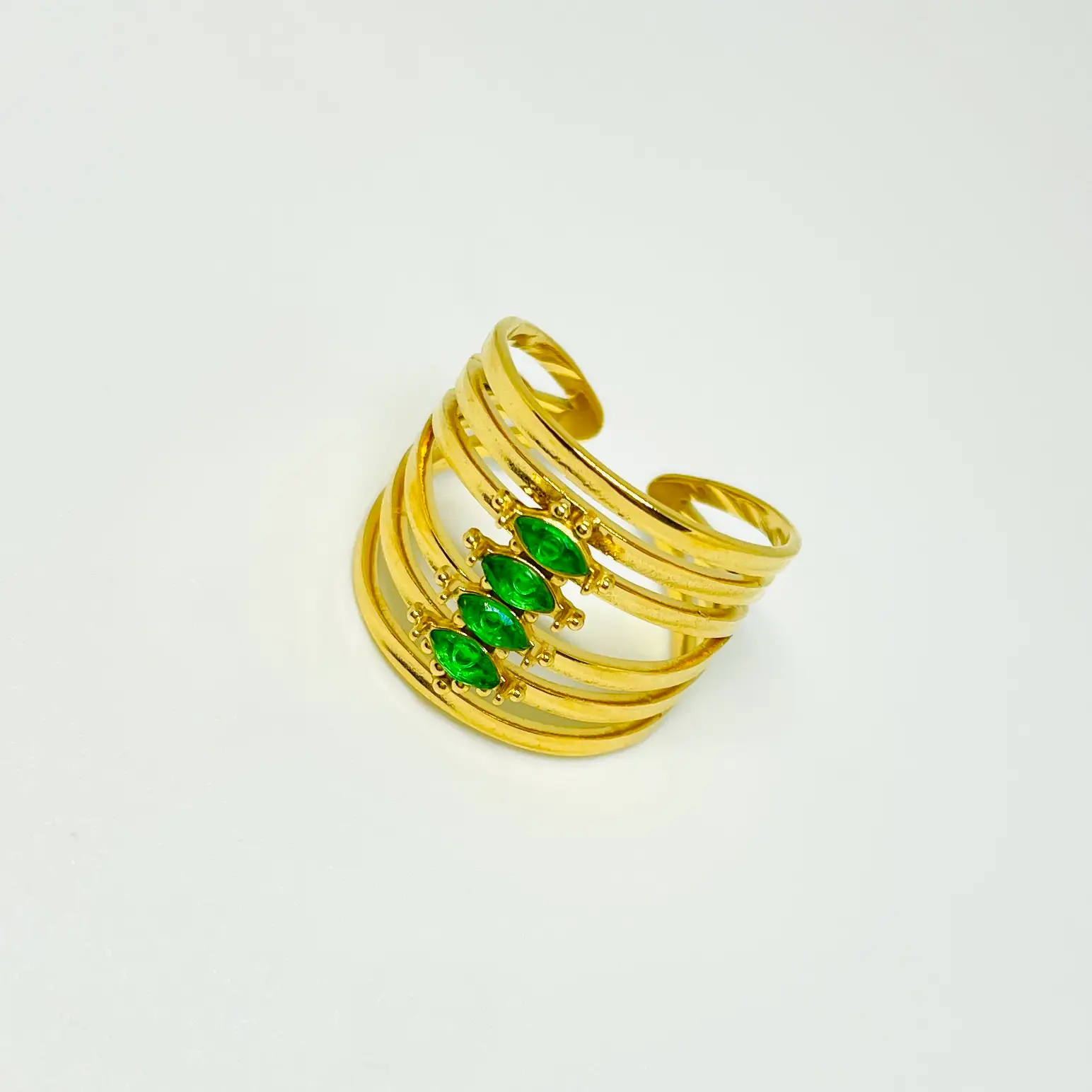 Bold Botanica Golden Ring - Image 3
