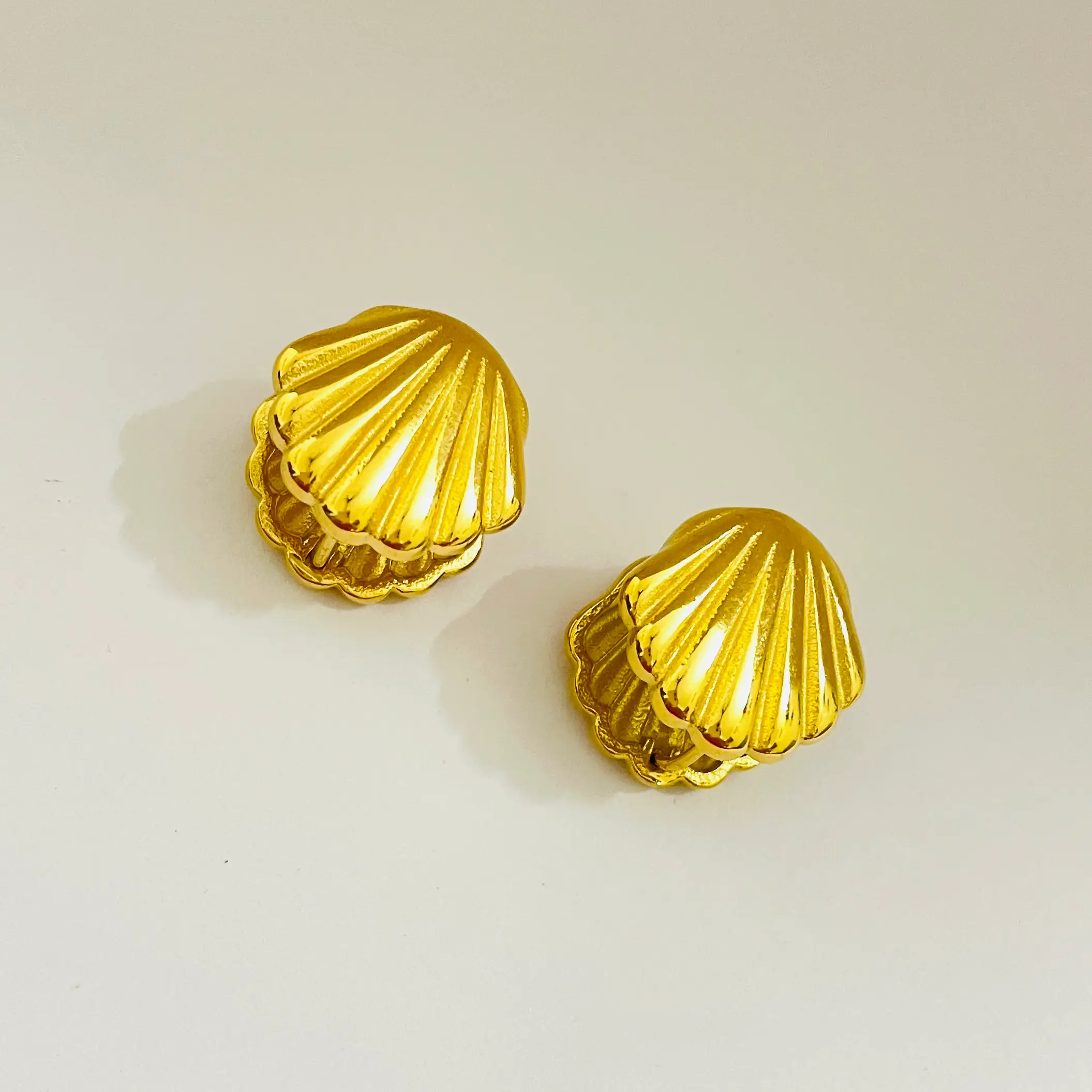 Crown Shell Anti Tarnish Earrings - Image 2
