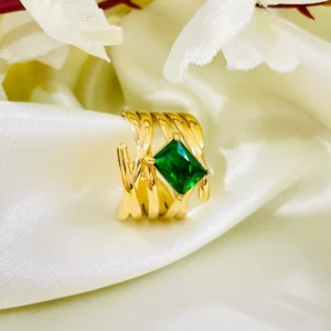 Green Valor Golden Ring