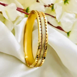 Heartline Bangle Bracelet