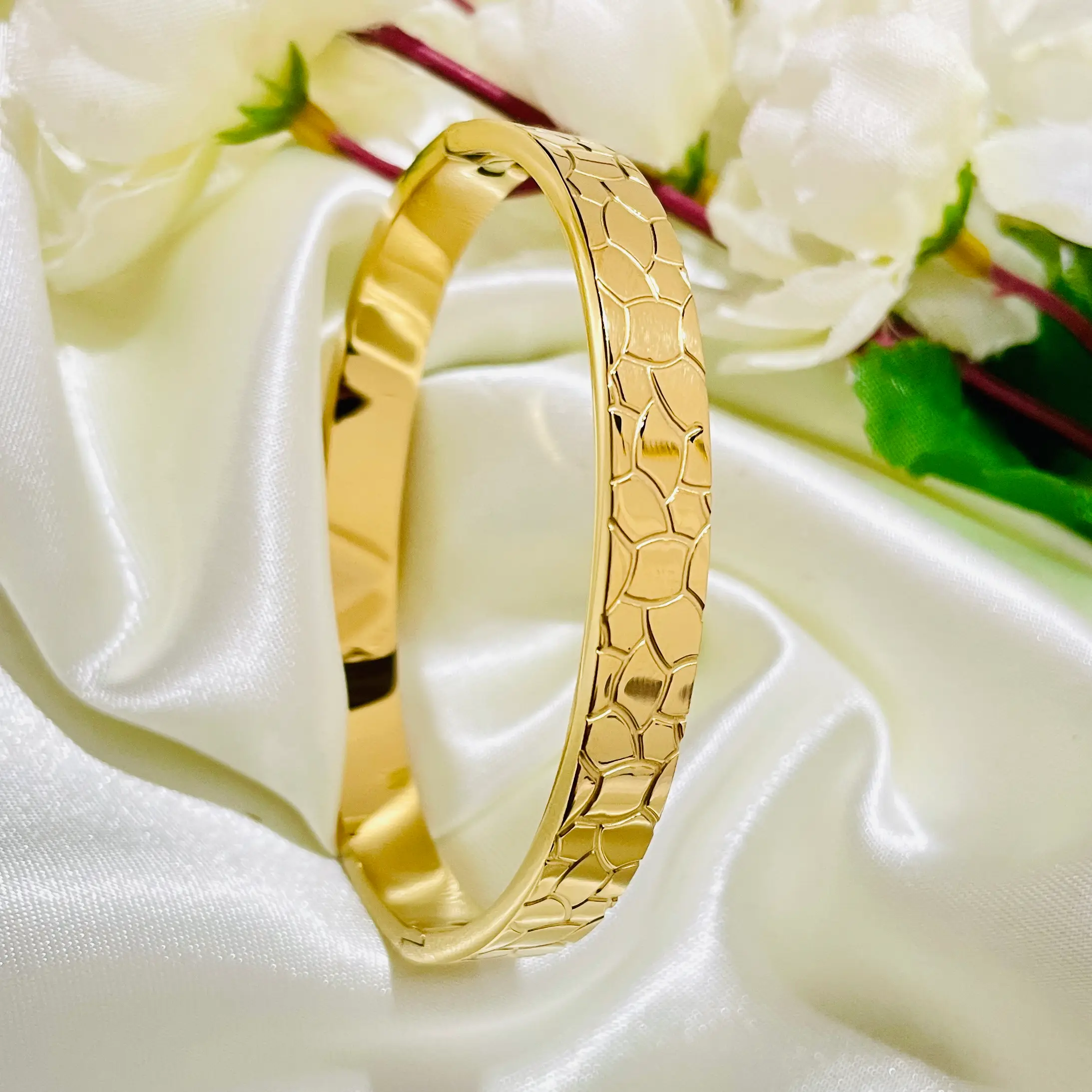 Rock Loop Bangle Bracelet