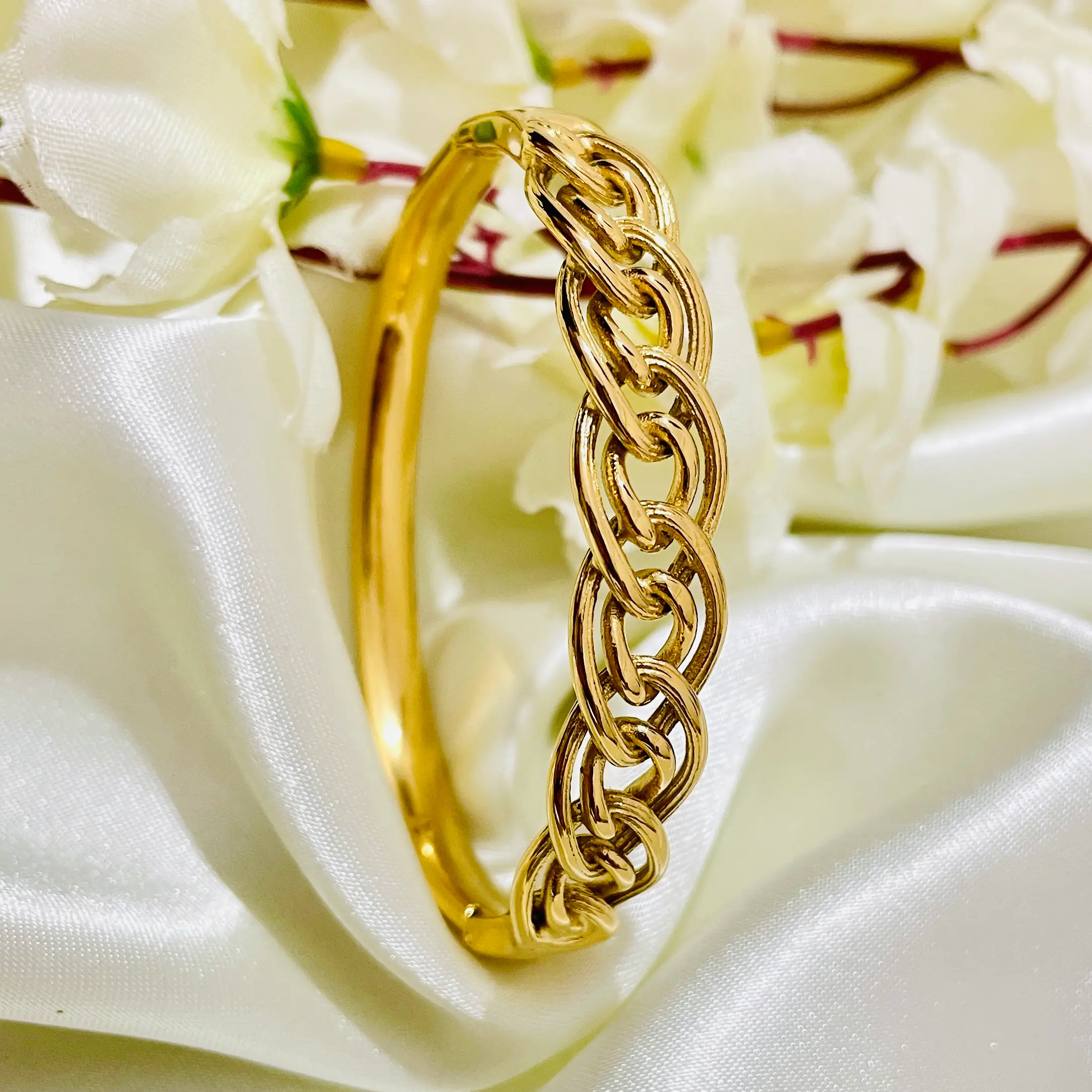 Sage Loop Bangle Bracelet