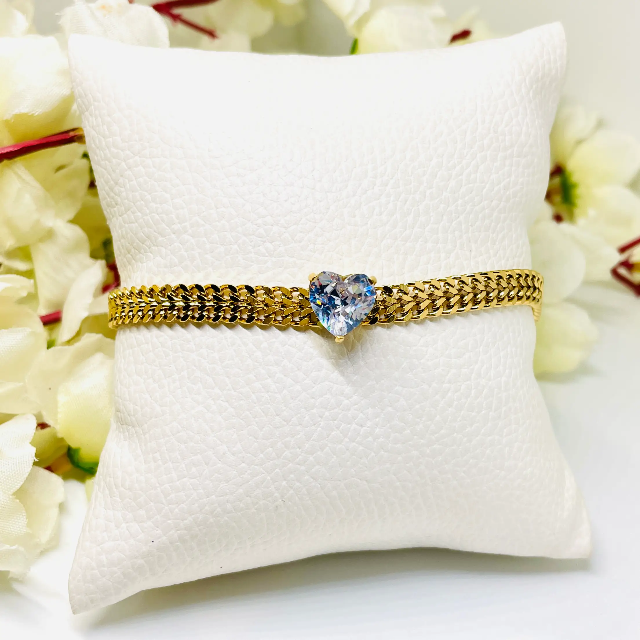 Solitaire Heart Chain Bracelet - Image 2