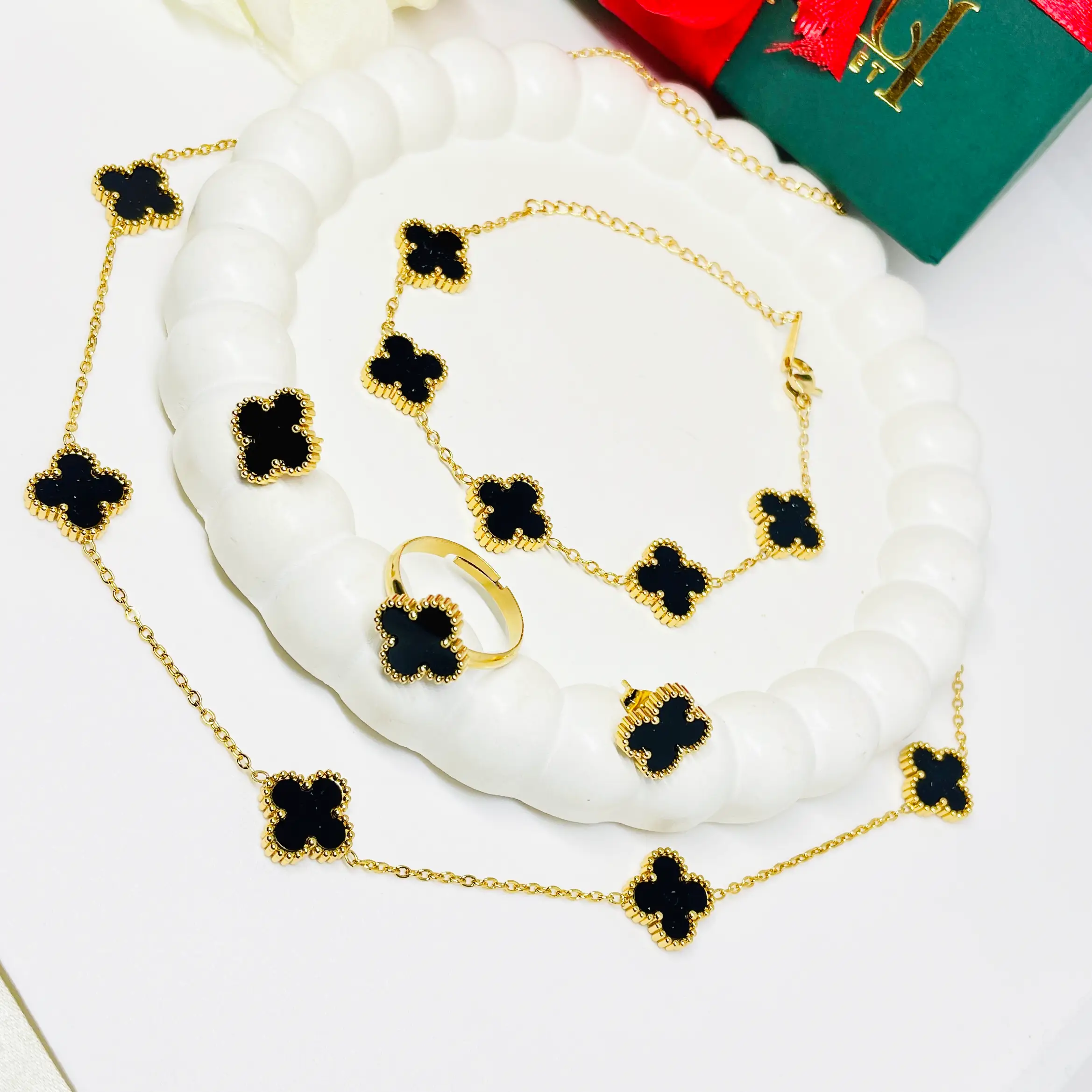 The Clover Charm Combo Set