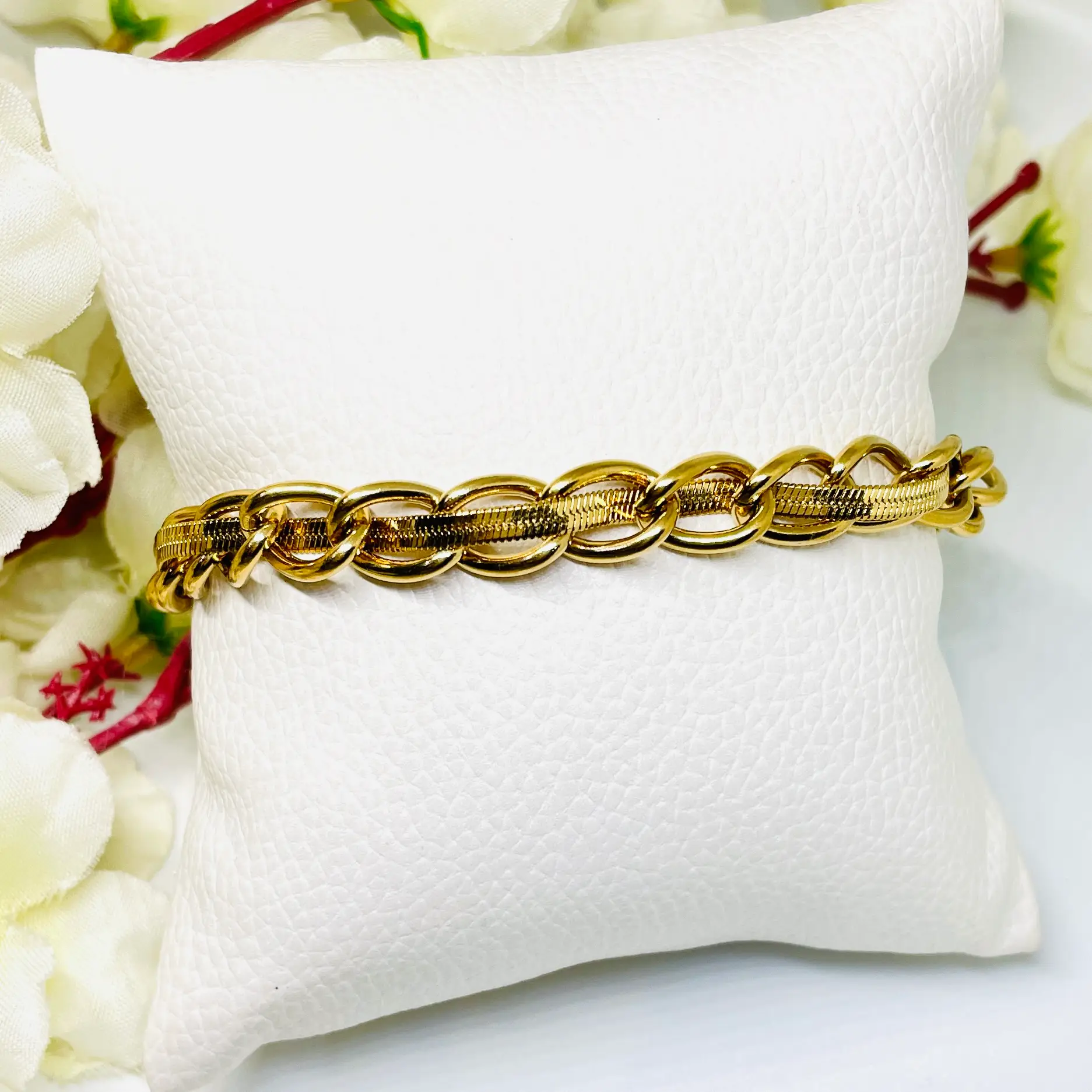 Twisted Snake Chain Bracelet - Image 3