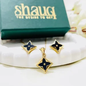 Black Clover Necklace Set