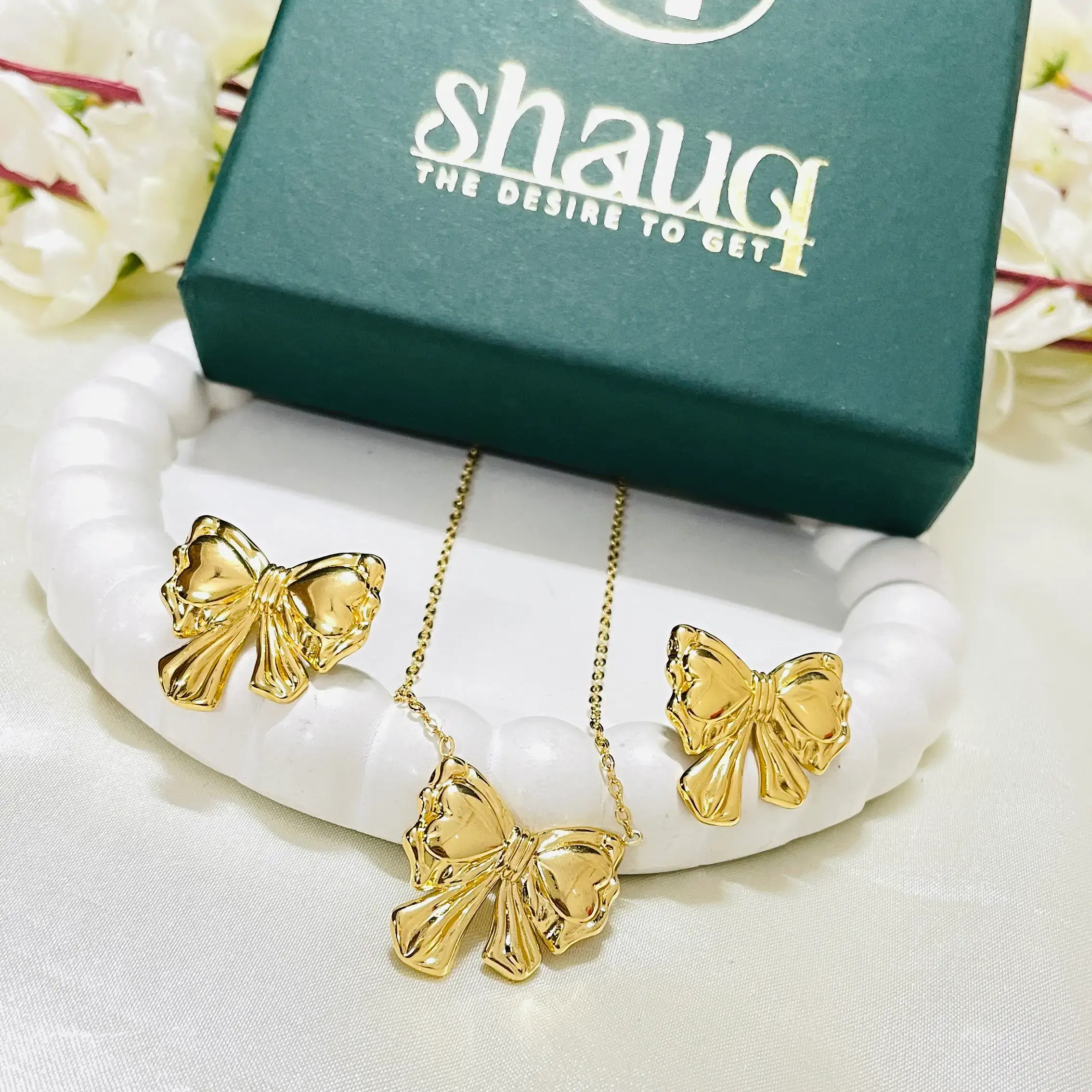 Silken Bow Necklace Set