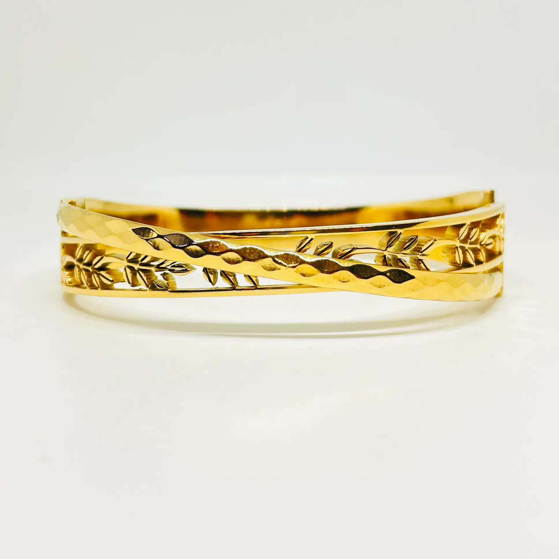 Leafline Bangle Bracelet - Image 2