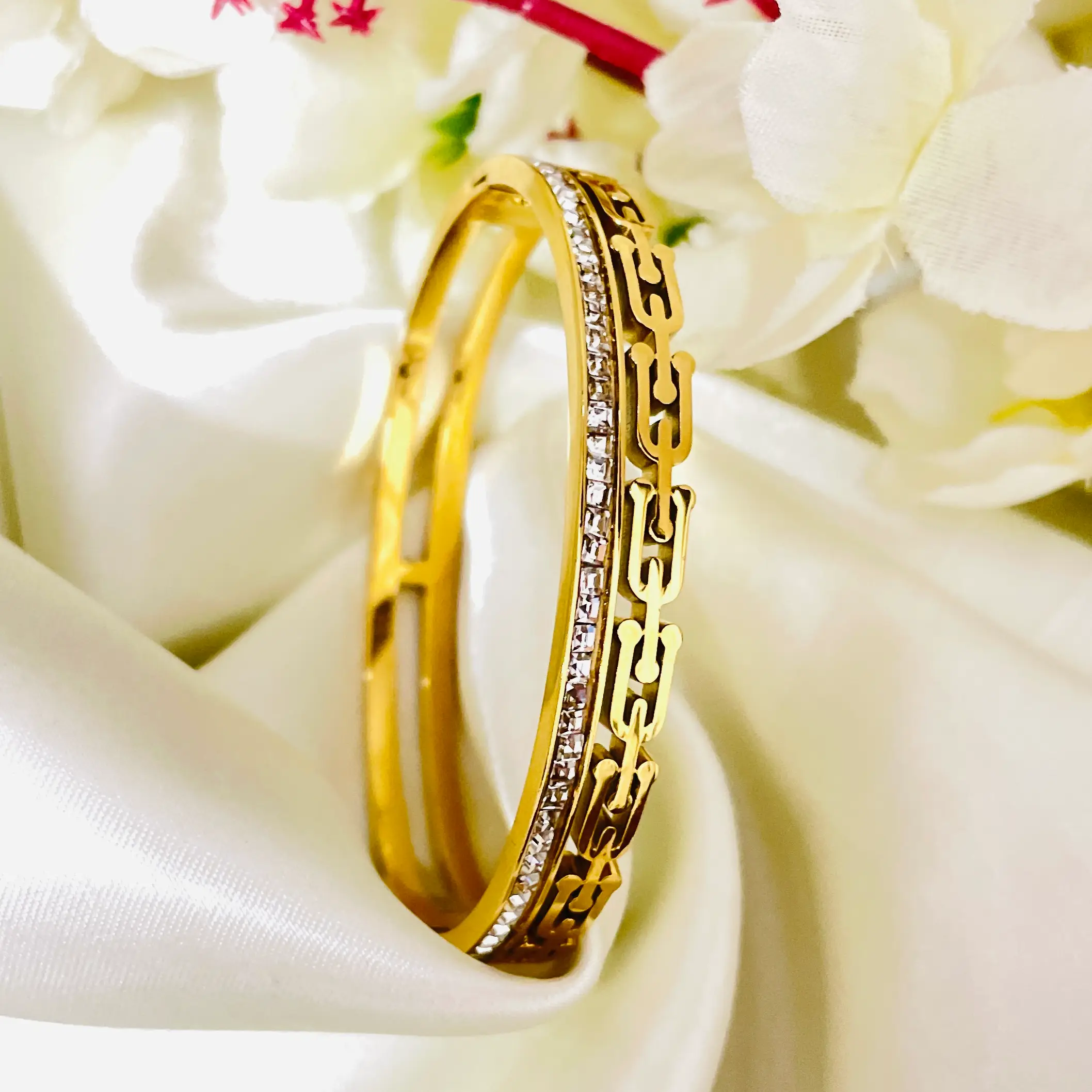 Linked Studline Bangle Bracelet