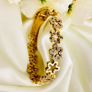 Clover Allover Bangle Bracelet