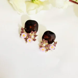 Wine Stone Daisy Studs
