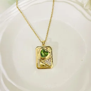 Five Shades in One Heartier Pendant